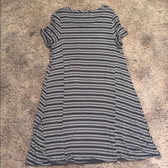 Love, Fire Green and White Dress - Picture 3 of 3